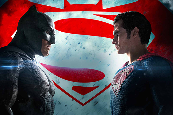 Batman v Superman Dawn of Justice tiggio.jpg